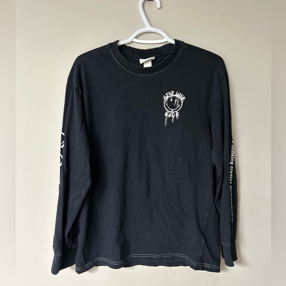 H&M x Smiley Black Long Sleeve “Give Love Back” Tee - Picture 1 of 6